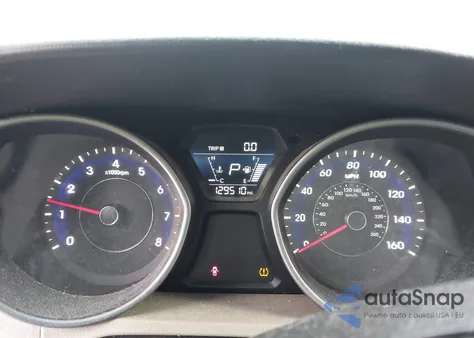 2014 Hyundai Elantra Se z USA, uszkodzony, nr VIN 5NPDH4AE8EH533056